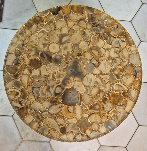 Agate Table